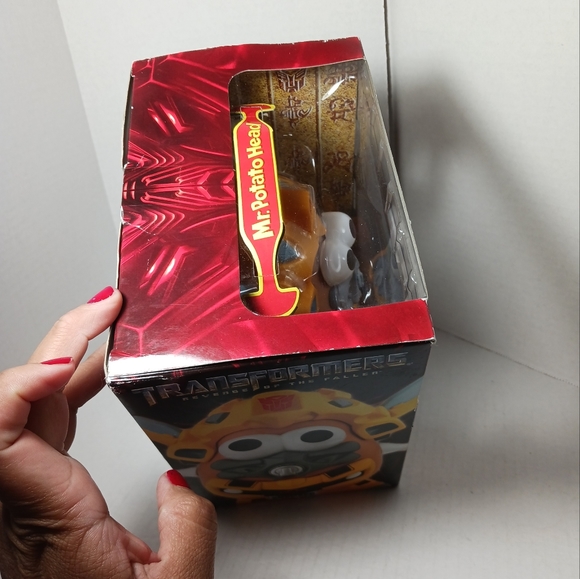 Mr. Potato Head Transformer Revenge of the Fallen  Bumble Spud - Picture 6 of 7